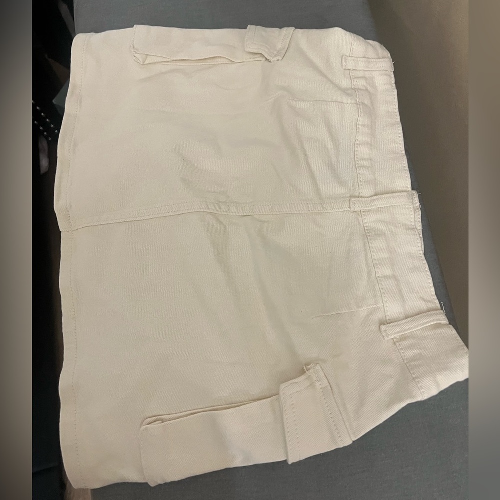 Mini skirt off white brand new
